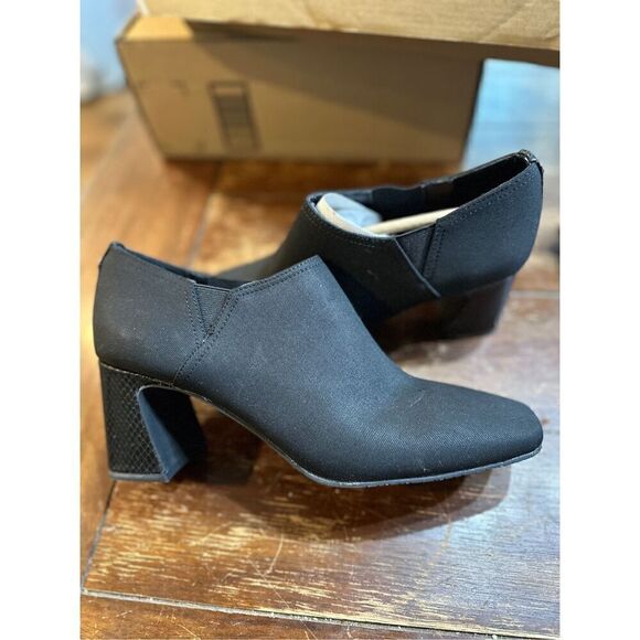 NYDJ Catra Booties - Picture 2 of 10